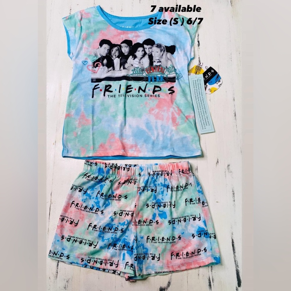 NWT Youth 6/7 Friends pj set